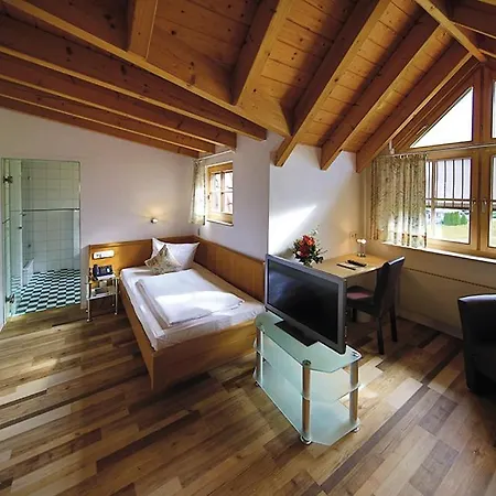 Wo Der Hahn Kraeht Hotel