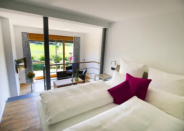 Hotel Wo Der Hahn Kraeht Flein